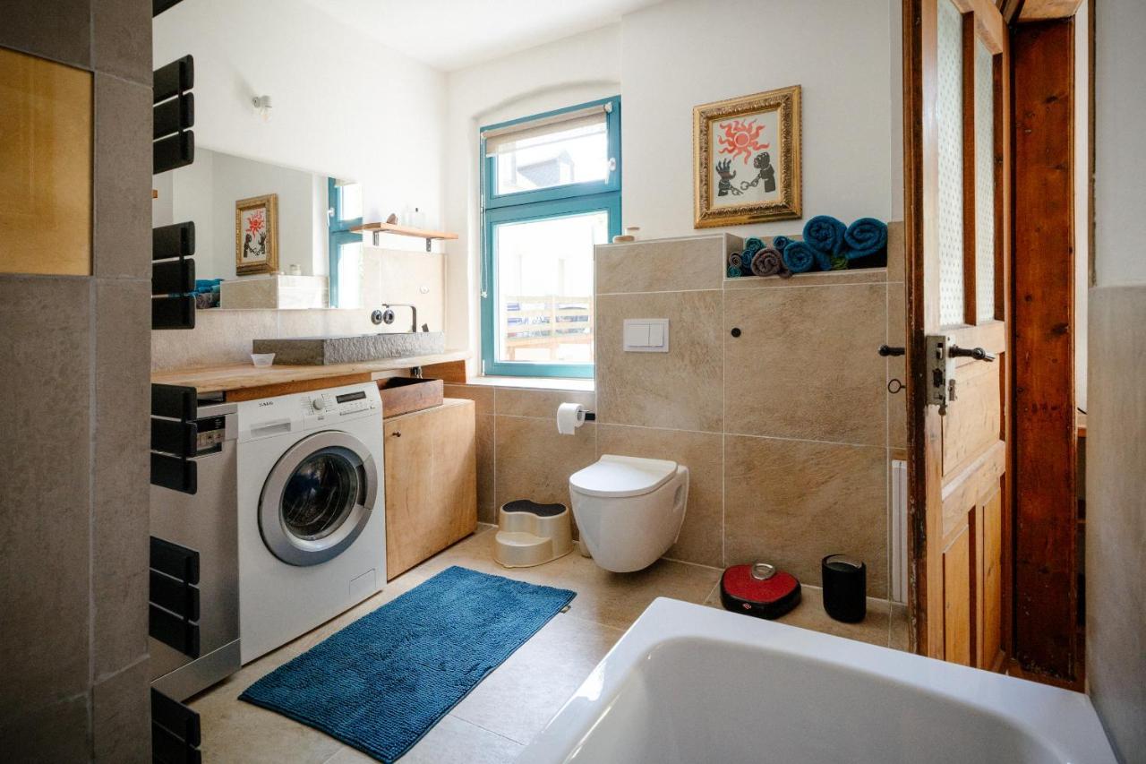 קמניץ The Upholstery Tinyhouse Deluxe Eco Chalet Kreativ Citynah מראה חיצוני תמונה