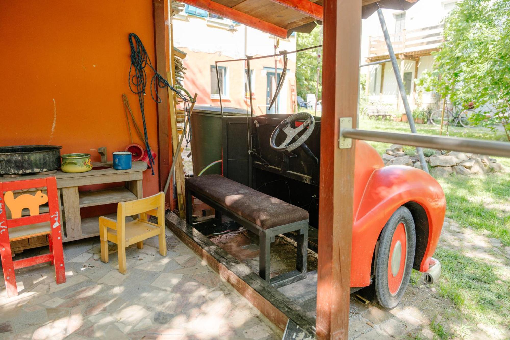 קמניץ The Upholstery Tinyhouse Deluxe Eco Chalet Kreativ Citynah מראה חיצוני תמונה