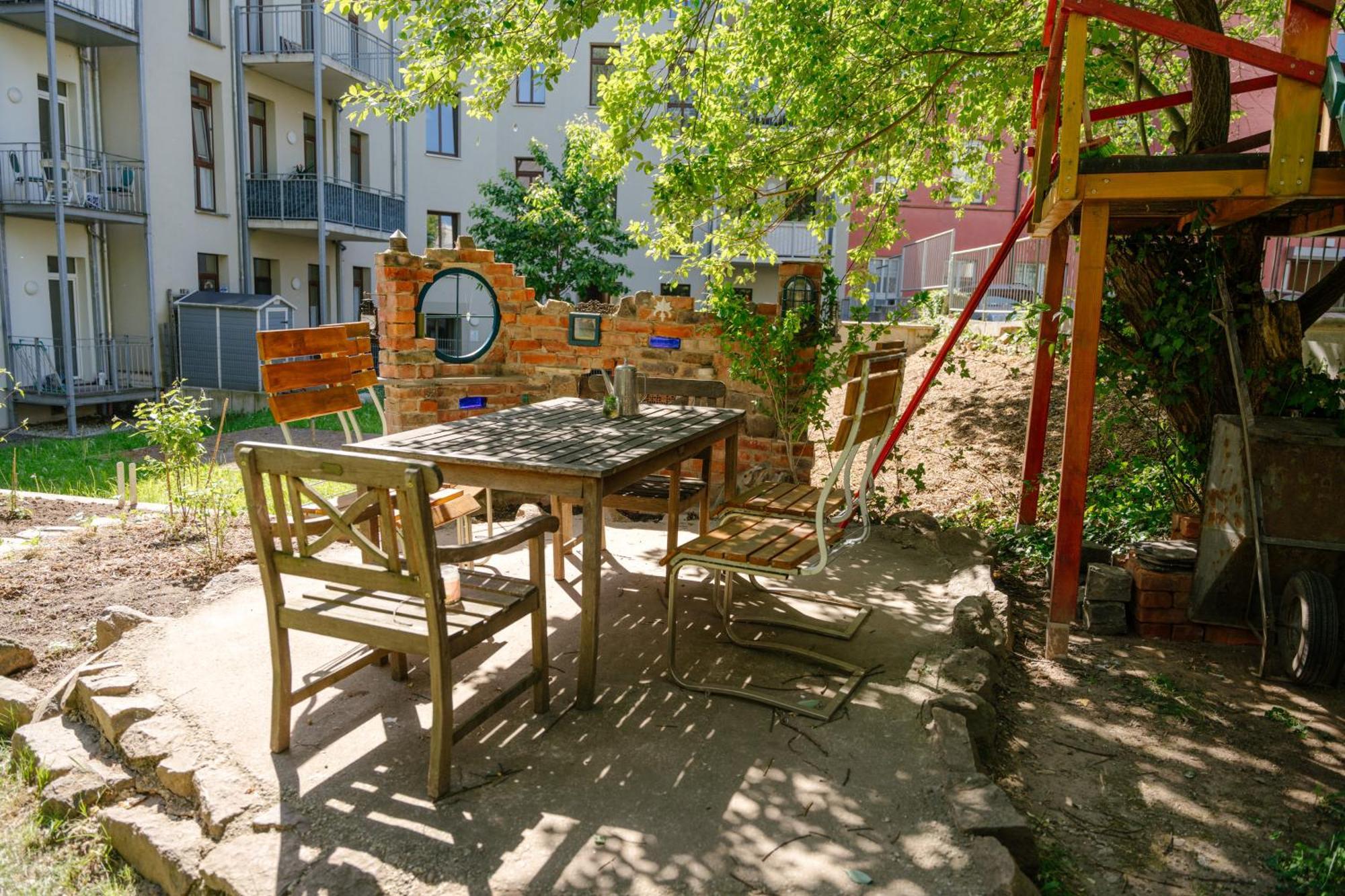 קמניץ The Upholstery Tinyhouse Deluxe Eco Chalet Kreativ Citynah מראה חיצוני תמונה