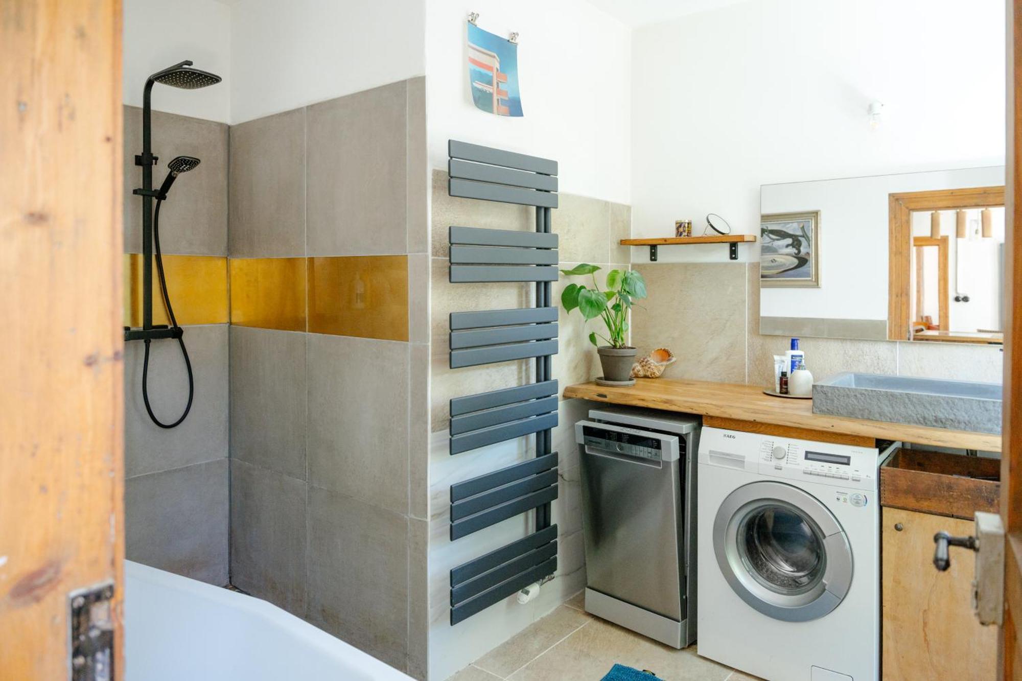 קמניץ The Upholstery Tinyhouse Deluxe Eco Chalet Kreativ Citynah מראה חיצוני תמונה